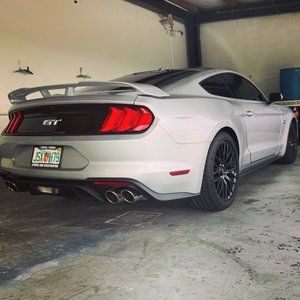 Meet your Posher, Justin